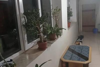 Casă cu 2 camere cu Teren 10 Mp în Ceica