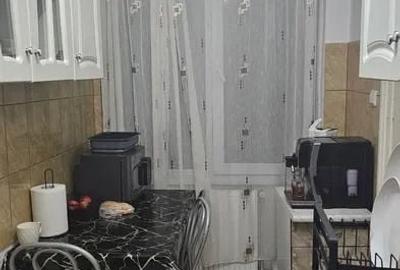 Apartament cu 2 camere semidecomandat, mobilat în Bălcescu