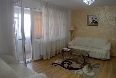 Apartament cu 3 camere semidecomandat în Colentina - 1