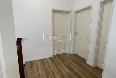 Casă cu 4 camere cu Teren 500 Mp în Cristian - 9