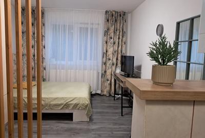 Garsonieră decomandată în Central