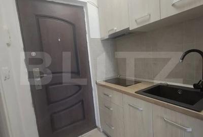 Garsonieră decomandată în Astra