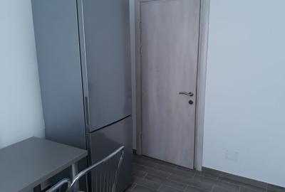 Apartament cu 3 camere semidecomandat, mobilat în Central - 15