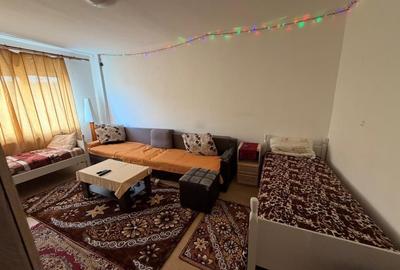Apartament cu 2 camere, mobilat în Ștrand