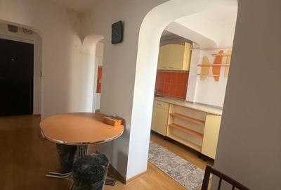 Apartament cu 3 camere în Cetate - 5