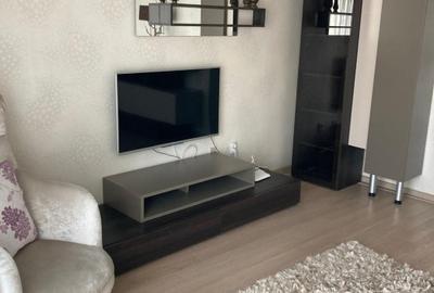 Apartament cu 2 camere decomandat, mobilat în Decebal - 6