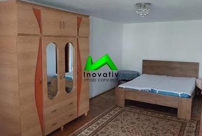 Casă cu 4 camere cu Canalizare în Trei Stejari - 3