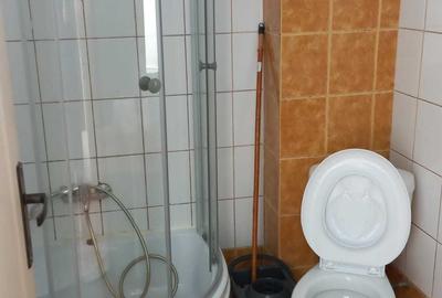 Garsonieră semidecomandată în Titan