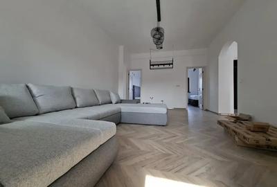 Apartament cu 3 camere semidecomandat, mobilat în Universitate - 2