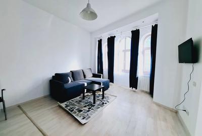 Apartament cu 3 camere decomandat, mobilat în Universitate