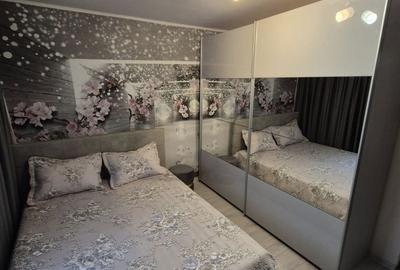 Apartament cu 2 camere decomandat în Calea București