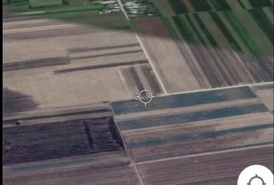 Teren de 2500 mp, în Trestieni