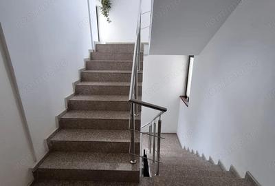 Apartament cu 3 camere decomandat în Central - 12