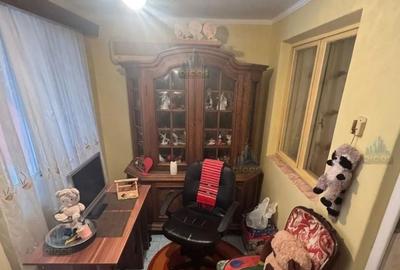 Casă cu 3 camere în Uiești - 12