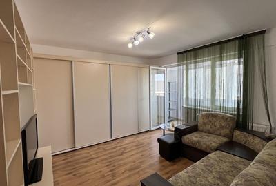 Apartament cu 2 camere decomandat, mobilat în Păcii