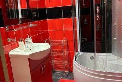 Apartament cu 3 camere semidecomandat în Tolstoi