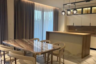 Casă cu 3 camere cu Teren 500 Mp în Central