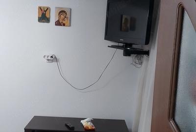 Casă cu 4 camere cu Teren 200 Mp în Central