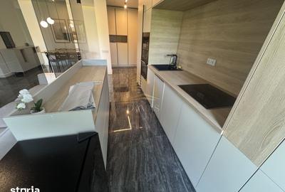 Apartament cu 3 camere semidecomandat, mobilat în Gheorgheni