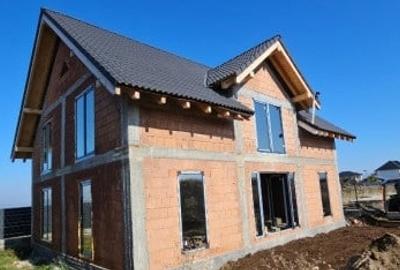 Casă cu 6 camere cu Teren 499 Mp în Săcele - 5