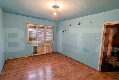 Apartament cu 2 camere decomandat în Cetate