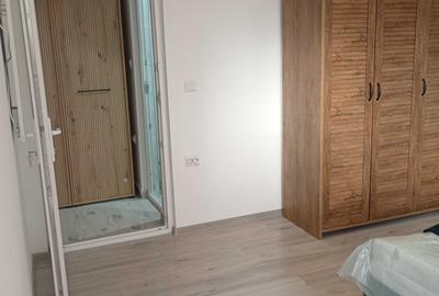 Garsonieră decomandată în Micro 3