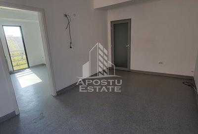 Spațiu comercial, de 221 mp, în Dumbrăvița - 2