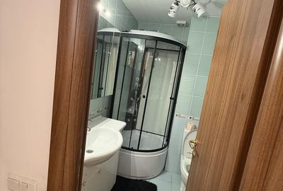 Apartament cu 3 camere semidecomandat, mobilat în Unirii - 1
