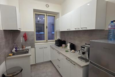 Apartament cu 5 camere decomandat în Calea Victoriei - 4