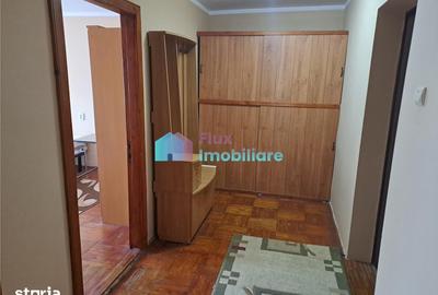 Apartament cu 2 camere decomandat în Vama - 1