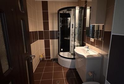 Apartament cu 3 camere în Andrei Mureșanu