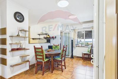 Apartament cu 3 camere decomandat, mobilat în 1 Decembrie