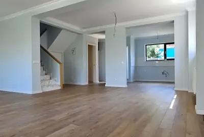 Casă cu 5 camere cu Teren 309.98001098633 Mp în Vest - 1