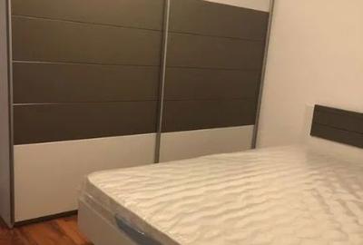 Apartament cu 3 camere decomandat, mobilat în Sebastian