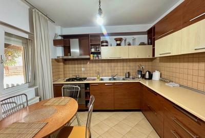 Casă individuală cu 4 camere cu Garaj în Pipera
