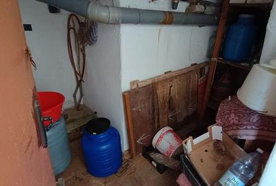 Casă cu 2 camere cu Teren 300 Mp în Central - 4