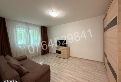 Apartament cu 2 camere decomandat în Tei