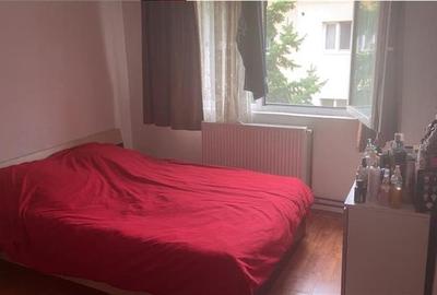 Apartament cu 2 camere decomandat, mobilat în Dâmbovița