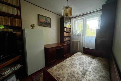 Apartament cu 3 camere semidecomandat în Plopilor - 2