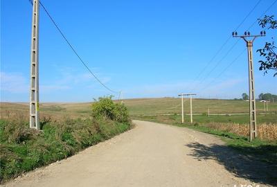 Teren de 9600 mp, în Central - 7