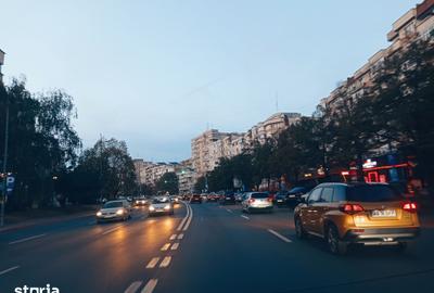 Apartament cu 4 camere decomandat în Ultracentral