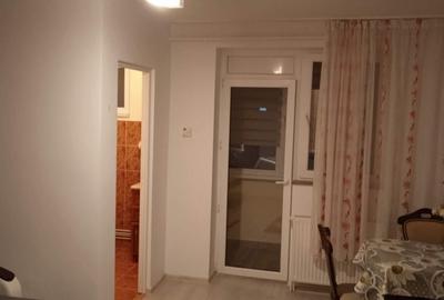 Garsonieră decomandată în Exterior Vest - 2