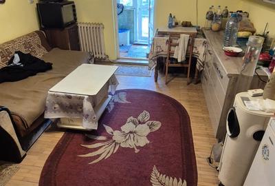 Apartament cu 2 camere în Cetate