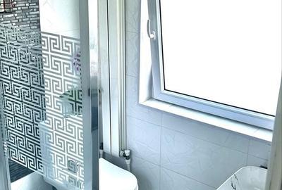 Apartament cu 3 camere decomandat în Central - 1