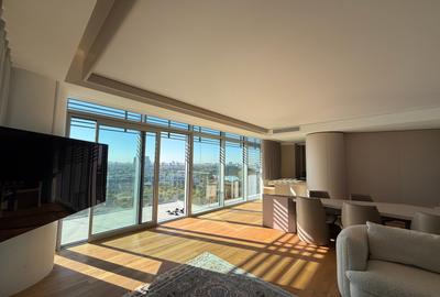 Apartament cu 4 camere decomandat în Floreasca