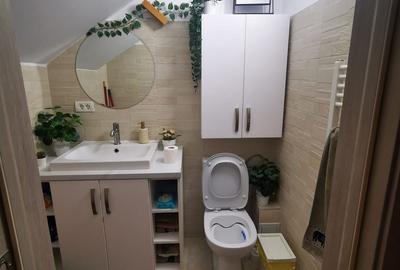 Casă cu 4 camere cu Teren 180 Mp în Central
