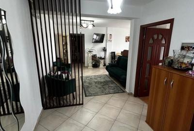 Apartament cu 3 camere în Gării - 2
