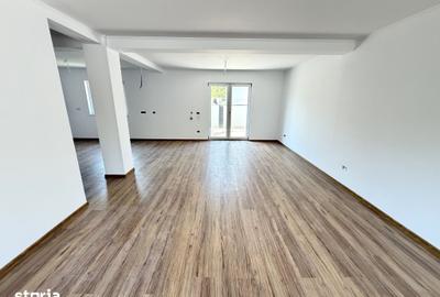 Casă cu 4 camere cu Teren 400 Mp în Mărgineni