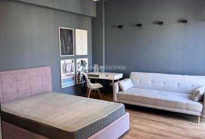 Apartament cu 2 camere semidecomandat, mobilat în Universitate