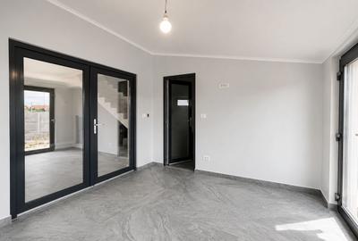 Duplex cu 4 camere cu Canalizare în Șag - 8